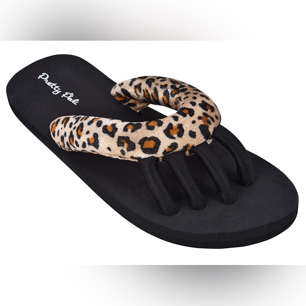 Cheetah Pedicure Flip Flop Sandals - Never Worn